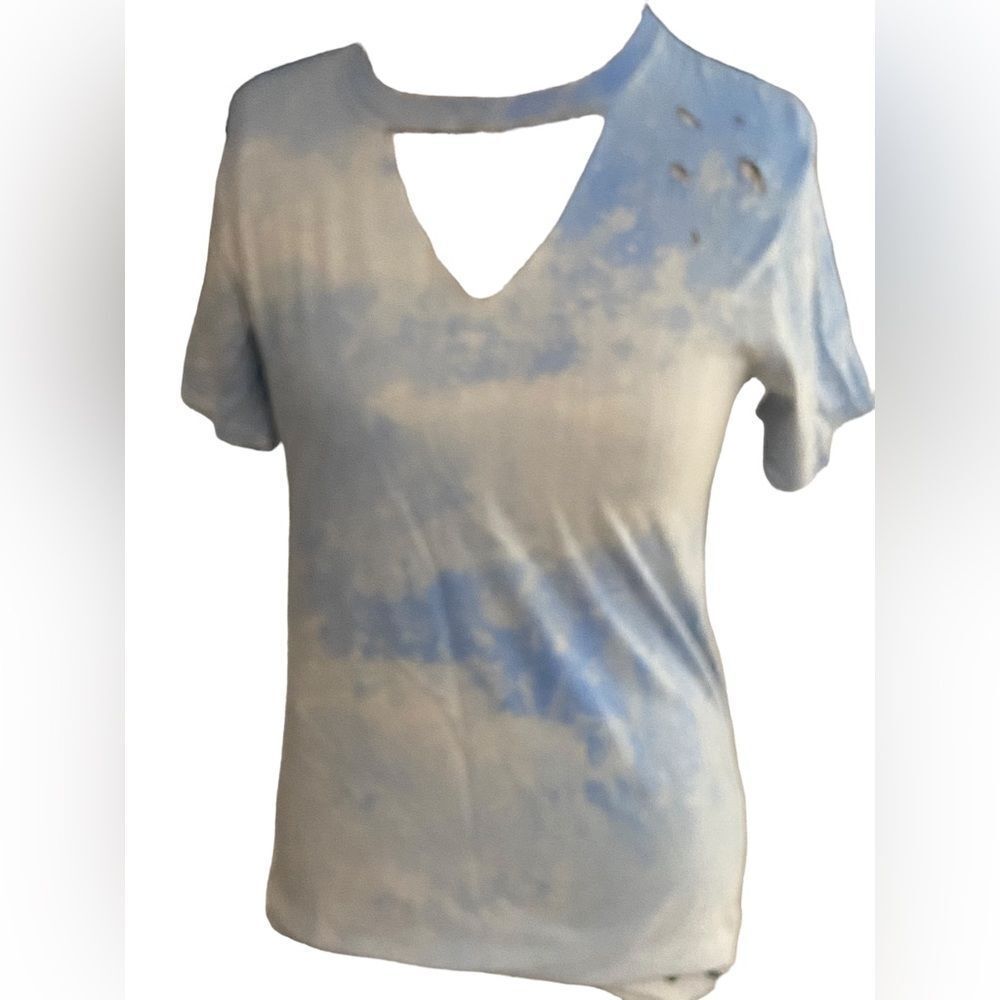 Style NY awesome t shirt distressed cute top excellent condition
